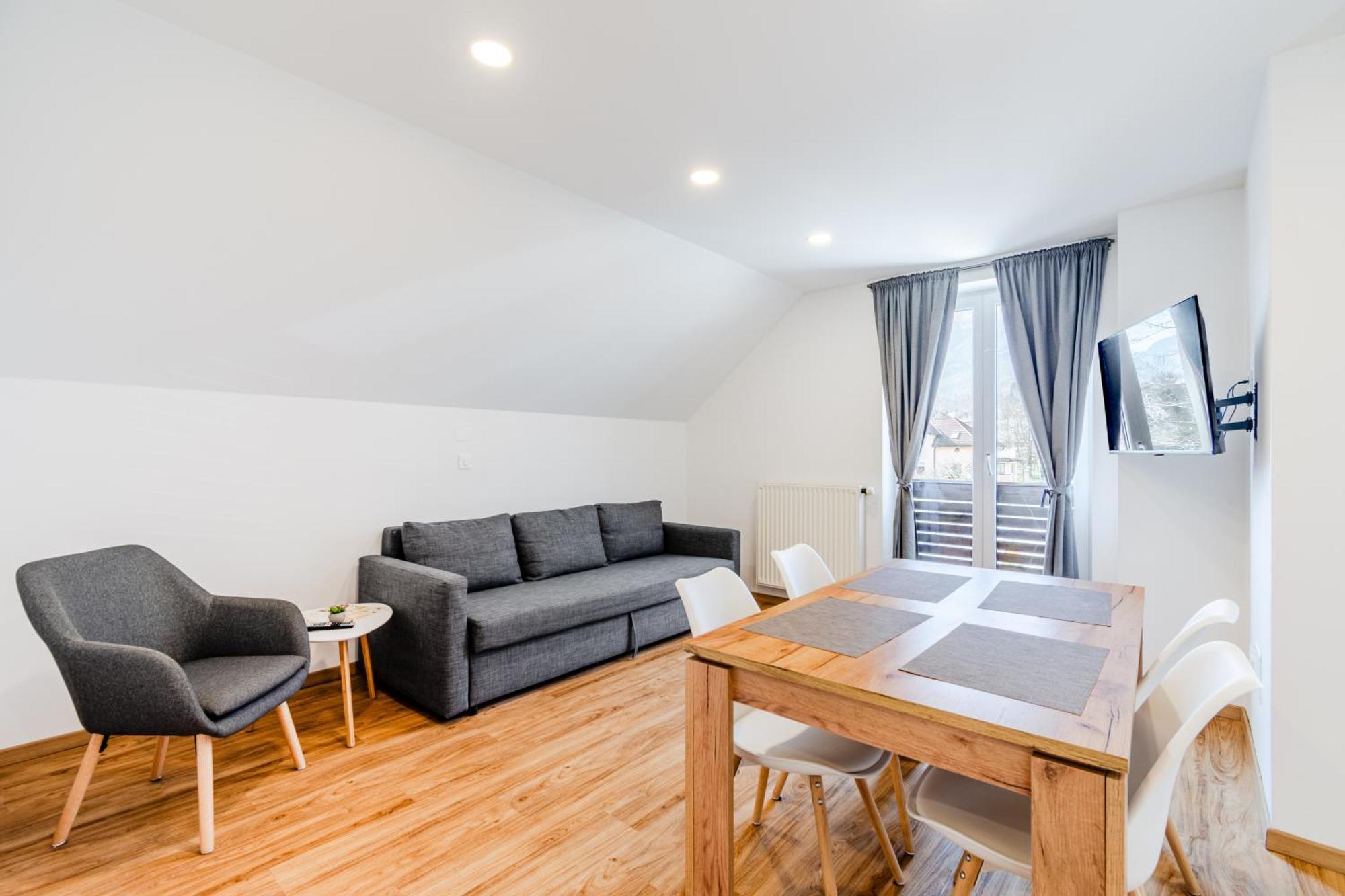 Apartments Skok With Rafting And Free Parking Bovec Dış mekan fotoğraf